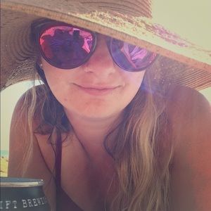 Meet your Posher, Krysta